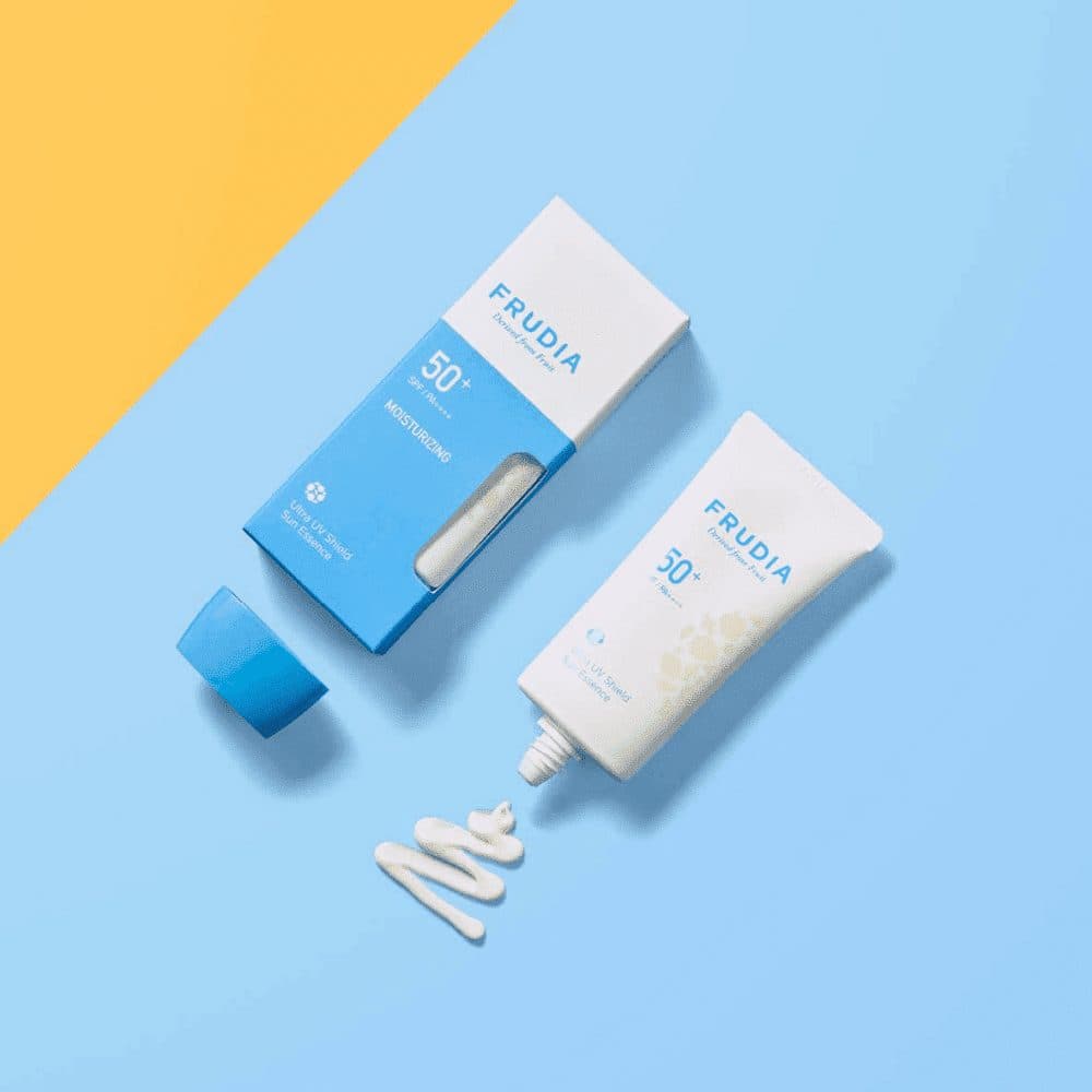 Крем-эссенция с ультра защитой от солнца SPF50+/PA++++ Frudia Крем-эссенция с ультра защитой от солнца SPF50+/PA++++ Frudia