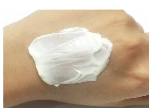 Крем-эссенция с ультра защитой от солнца SPF50+/PA++++ Frudia Крем-эссенция с ультра защитой от солнца SPF50+/PA++++ Frudia