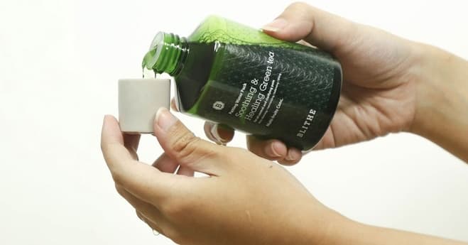 Сплеш-маска для восстановления «Смягчающий и заживляющий зеленый чай» Blithe