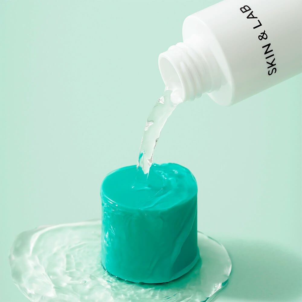 Успокаивающий водянистый тонер SKIN&LAB