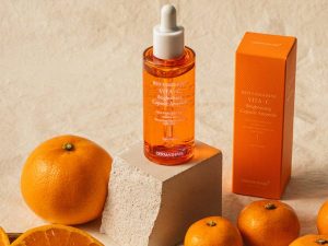 Выравнивающая тон капсульная сыворотка с витамином С Dermashare