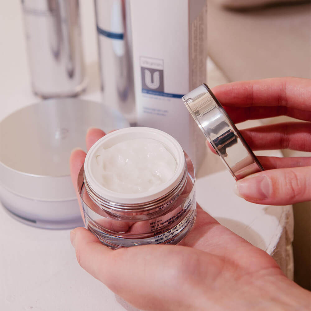 Антивозрастной крем с витамином U и пептидами CUSKIN